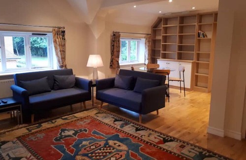 Dorking House | Relaxing Rural Retreat with Spa near Dorking