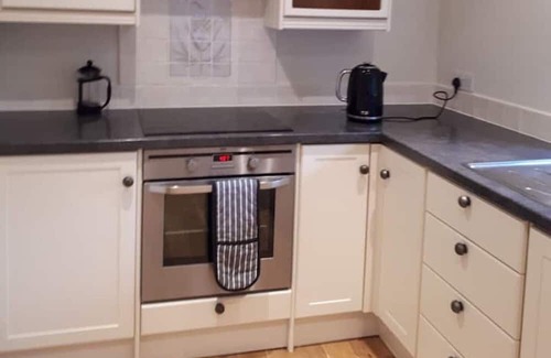 Dorking House | Relaxing Rural Retreat with Spa near Dorking