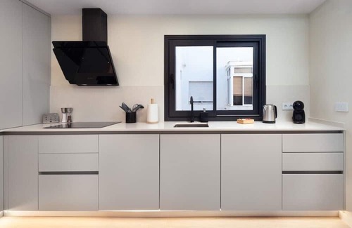 Gamarra Apartment | Experience Local Life at Pasaje Igueldo, Málaga Retreat