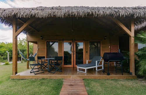 Punta Chame Cabin | Cozy Wooden Cottage Steps from the Beach, Pet-Friendly Stay