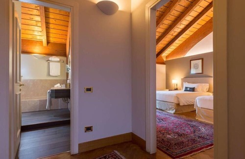 Rondo - Torretta House | Stylish Hotel Near Milan Cathedral with Onsite Parking