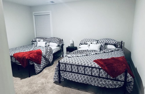 Hagerstown House | Idyllic Farm & Mountain View Retreat: Pet-Friendly Joy