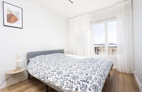 Vanves Apartment | Convenient Stay Near Metro with Parking at Porte de Versailles