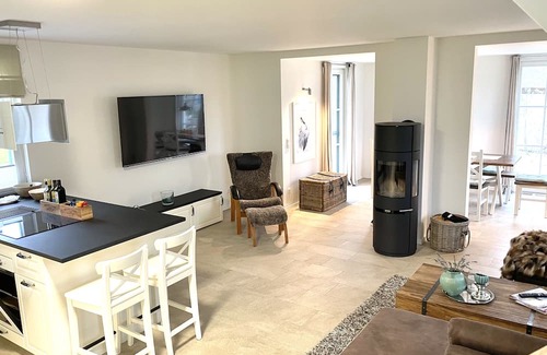 Parow House | Discover the Dune Theme at Im Ferienhaus with Ocean Views