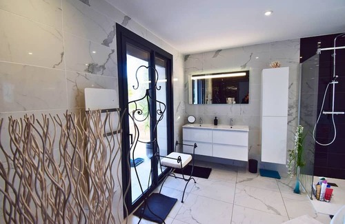 Allez-et-Cazeneuve House | Tranquil Villa with Private Pool in Lot-et-Garonne