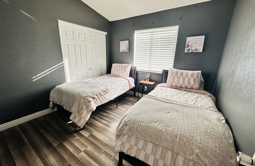 Sunrise Manor House | Enjoy the view of the entire city while playing mini golf in the patio.