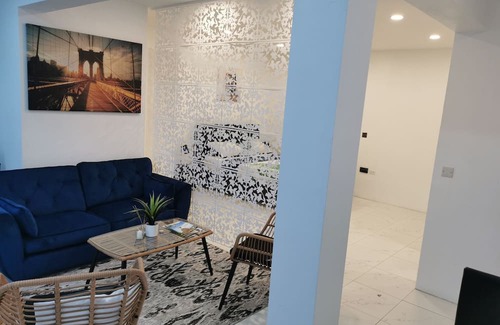 St. Peter's Apartment | Lucy's Sunny Villa apartments, spacious & modern, your ideal tropical retreat.