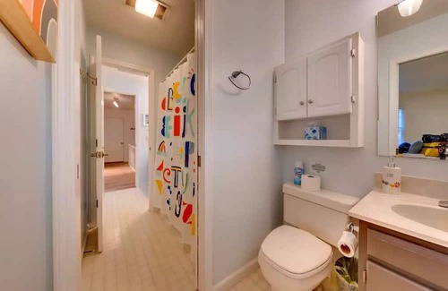 Rambling Ridge House | Rhododendron Retreat - Peaceful, Hot Tub, Waffle Bar