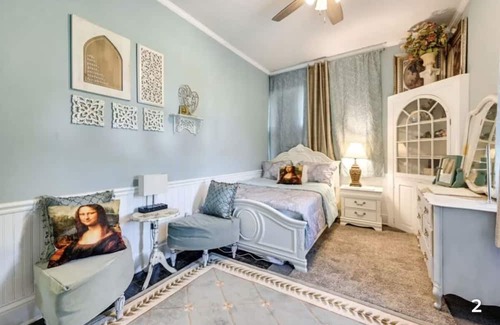 High Point Other | Historic Guest Home: Rated 10/10 with Family-Friendly Amenities