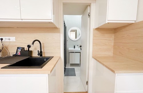 Vinohrady Apartment | Charming Vinohrady Apartment: Pet-Friendly & Breakfast Included