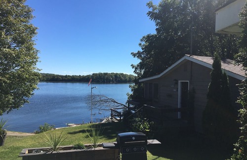 Leeds and the Thousand Islands Cottage | Tranquil Escape at Peace & Tranquility on Lyndhurst Lake