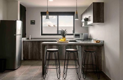 Aguascalientes House | Family-Friendly Stay at Coyotes Housing Services