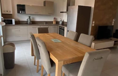 Marange-Silvange Apartment | Family-Friendly Duplex Apartment with Spa & Kitchen Access