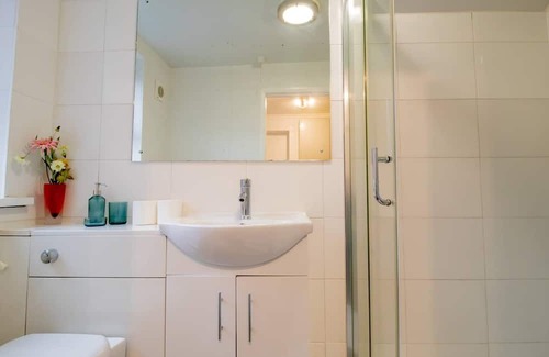 Newcastle-upon-Tyne House | Discover a Cozy Flat in Newcastle Upon Tyne - Pet Friendly!