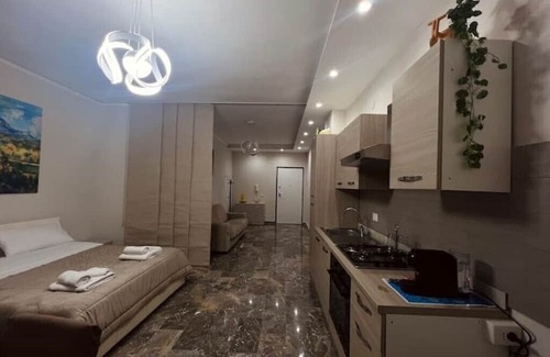 Poggiomarino Apartment | Campania Apartment Pompei Luxury - 150m from the station - 5km from Pompei