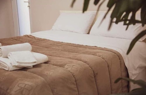 Poggiomarino Apartment | Campania Apartment Pompei Luxury - 150m from the station - 5km from Pompei