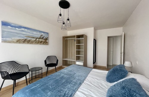 Tour-en-Bessin House | Experience Family Comfort at La clé des Champs by Melrose