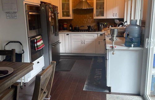 Boulder Creek House | Cozy Family Retreat in Santa Cruz Mountains - Pet Friendly