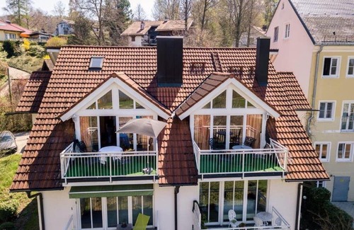 Herrsching am Ammersee Apartment | Enjoy Lake Views at Fewo Seeblick Herrsching with Balcony