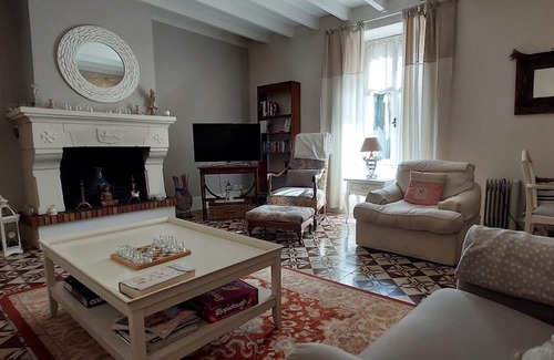 Saint-Valerien House | Holiday Home 'Maison Le Rousset' with Private Terrace, Private Garden and Wi-Fi