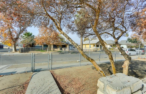 Downtown Apartment | Cozy Apartment Near UCSF Fresno & Downtown