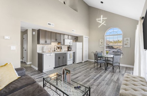 Ponce De Leon Condo | Charming Fall Creek Condo: 10 Min to Table Rock Lake!