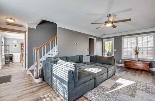 Mableton House | Cozy Georgia Retreat w/ Patio, Grill & Pool Access