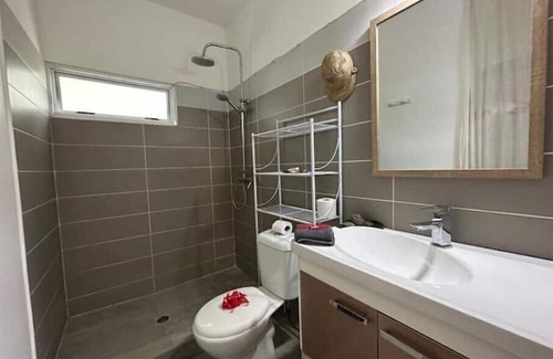 Taiarapu-Ouest House | Family-Friendly Retreat at Anapa’s Studio Getaway