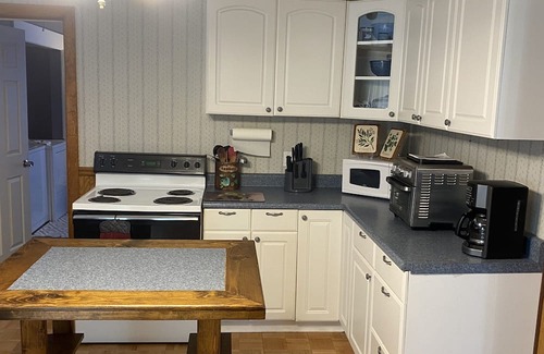 Blue Jay House | Ideal Base Near New River Gorge National Park