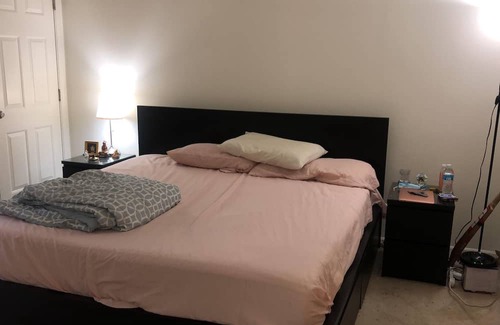 Hudson Exchange Apartment | Family-Friendly 2BR/2BA Waterfront Retreat in Jersey City