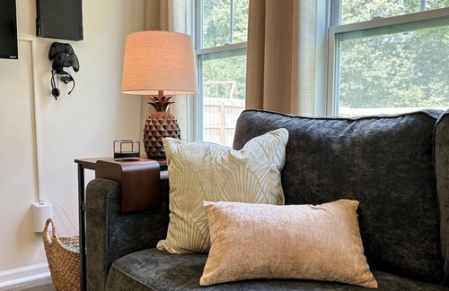 Sumter House | Inviting Home Near Shaw AFB with Pool Table & Firepit