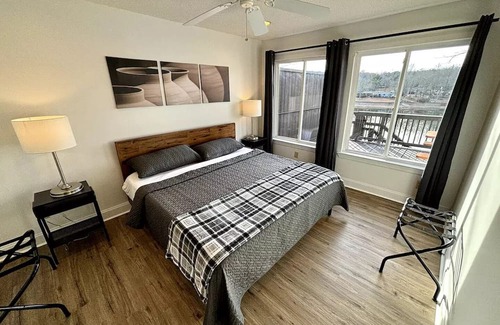 Wedowee Villa | Scenic Lakefront Villa with Dock Access and Pet-Friendly Stay