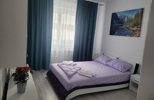 Chiajna Apartment | Pet-Friendly Garsoniera Residence Militari with Breakfast