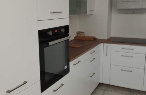 Estanove Apartment | Cozy and Serene 75 m² Retreat in Montpellier