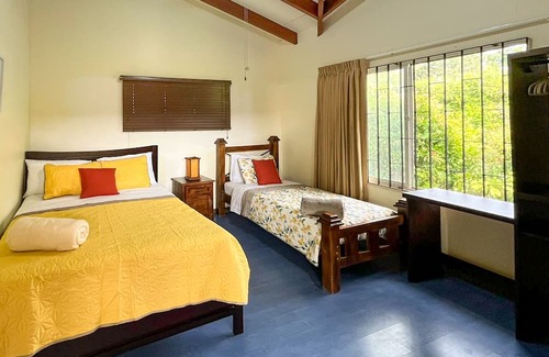 Nuevo Arenal House | Lakefront Retreat with Private Yard, WiFi & Family Amenities