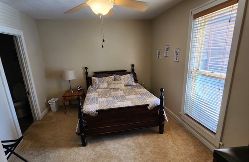Winterset Apartment | Cozy apartment in charming small town Winterset, walking distance to square