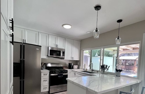 Santee House | Sunny San Diego Oasis