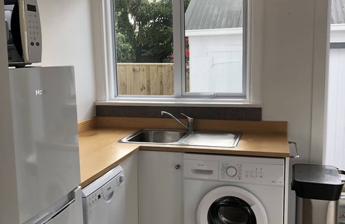 Christchurch House | Rimu Retreat - Your Family's Ideal Home Away from Home