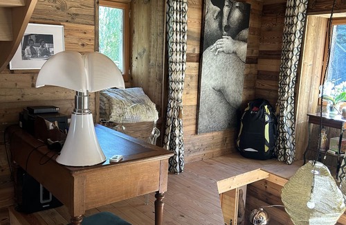 Accous Ski Chalet | Romantic Chalet Retreat with Spa & Hot Tub Near the Border