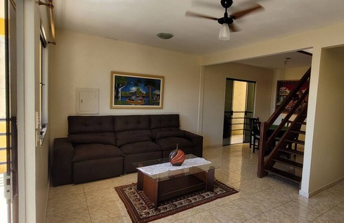 Nova Esperanca House | Cozy Casa Espaçosa: Ideal for Families and Pet Lovers