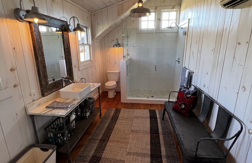 Rising Fawn Cabin | Discover Nick's Place: Cozy Cabin with Pond & Fire Pit