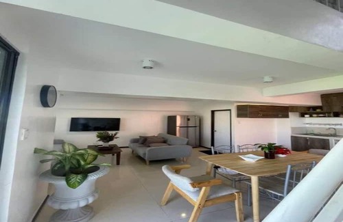 Mactan Export Processing Zone Apartment | Convenient Stay at The Suite near Mactan Airport