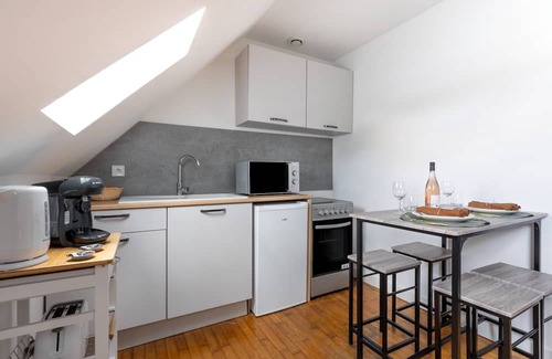 Clermont Apartment | Le Cocon Forestier: Pet-Friendly Stay with Free Parking