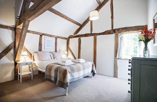 Westbrook Court House | Large 6 bedroom holiday home close to Hay on Wye - with incredible views