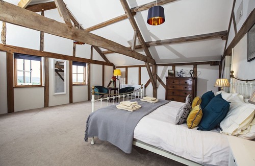 Westbrook Court House | Large 6 bedroom holiday home close to Hay on Wye - with incredible views