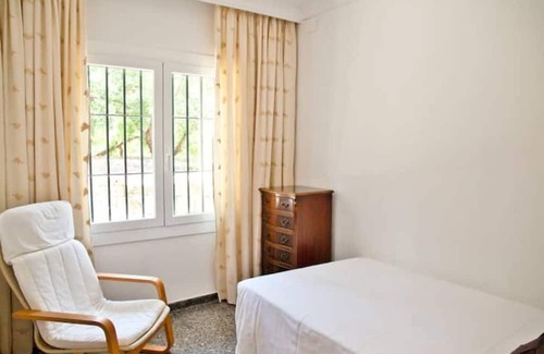 Les Meravelles House | Villa Las Maravillas: Beachside Retreat with Private Pool