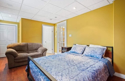 Paradise Apartment | Relaxing Getaway: Cozy Studio with Kitchen Amenities