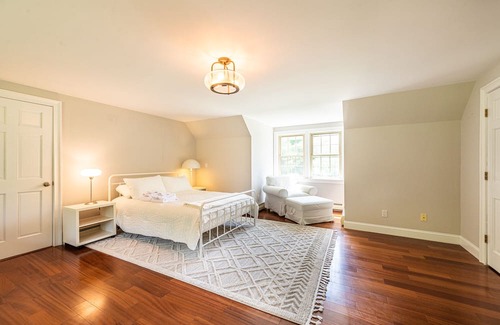 East Chatham House | Elegant Scandinavian Retreat with Oceanfront Pool Access