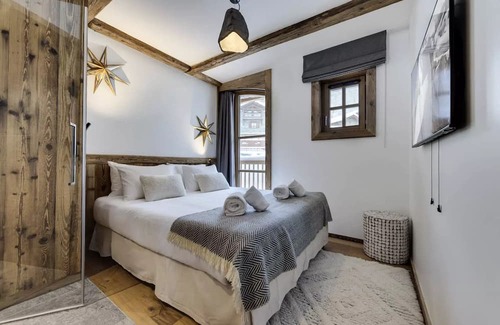 Le Fornet Apartment | Stay at Residence Les Rives De L Isere with Spa & Breakfast