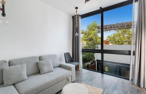 Ek Balam Village House | Cozy and Chic, Private Pool & 5 mins to beach